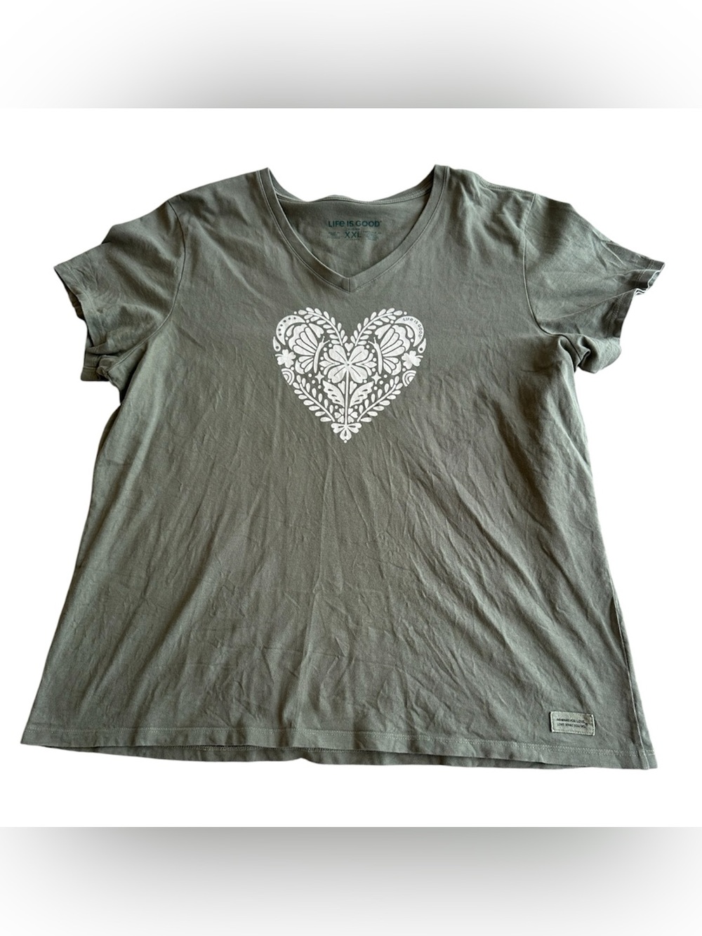 Life is Good Olive Green V-Neck T-Shirt with White Folk Art Heart Graphic XXL